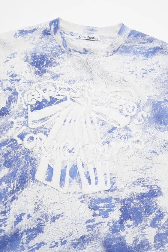 Acne Studios T-Shirt mit Gipsaufdruck Räumungsverkauf