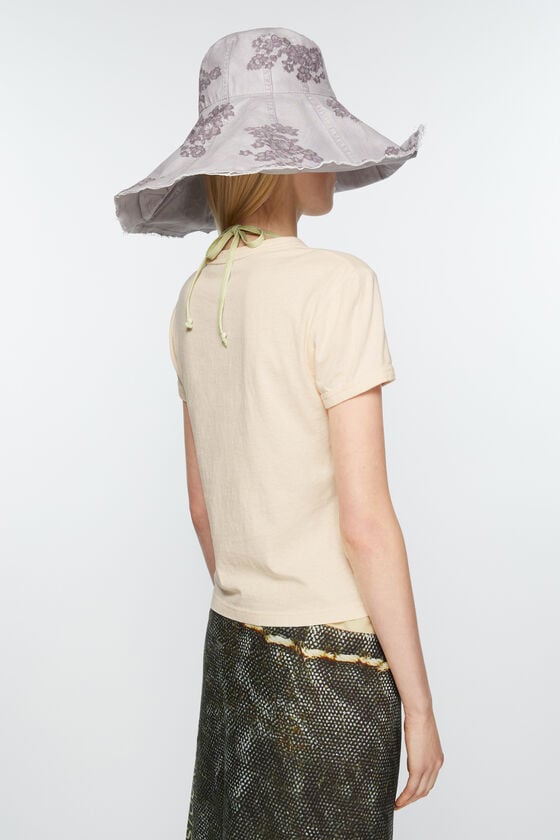 Acne Studios Bedrucktes T-Shirt – Körperbetonte Passform Letzter Tag