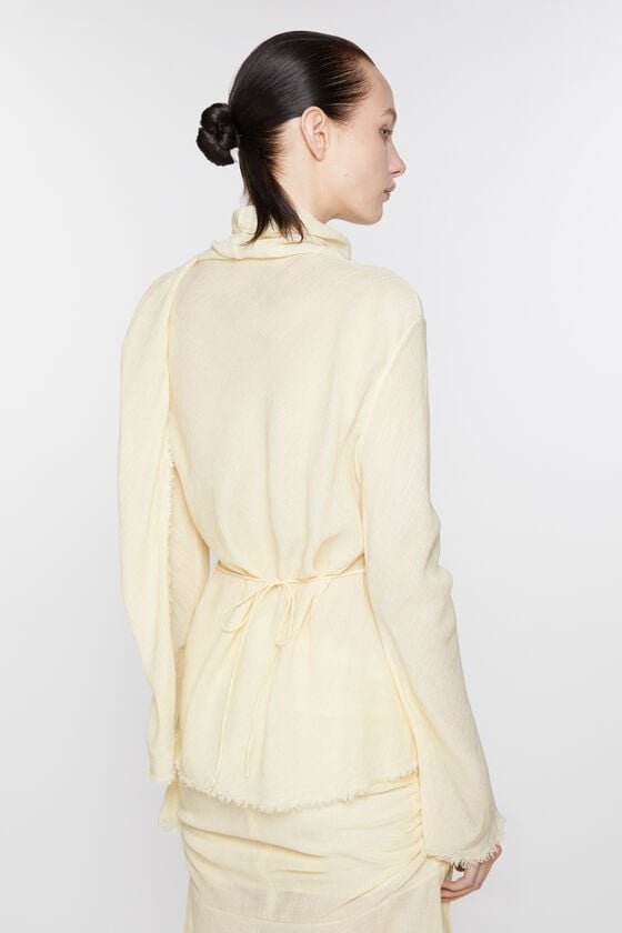 Acne Studios Bluse aus Crêpe mit Schal Top Angebot