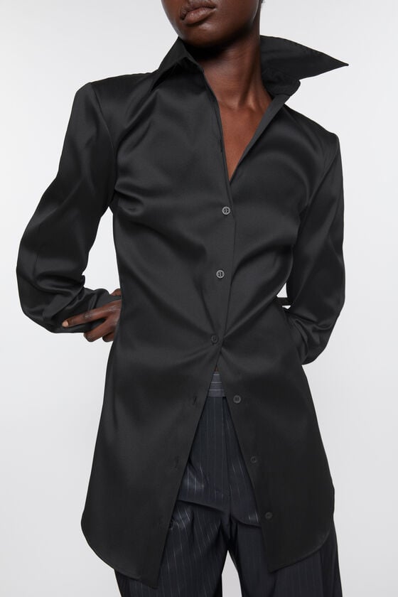 Acne Studios Asymmetric button-up shirt Laufsteg-Show Zeitlich begrenztes Angebot