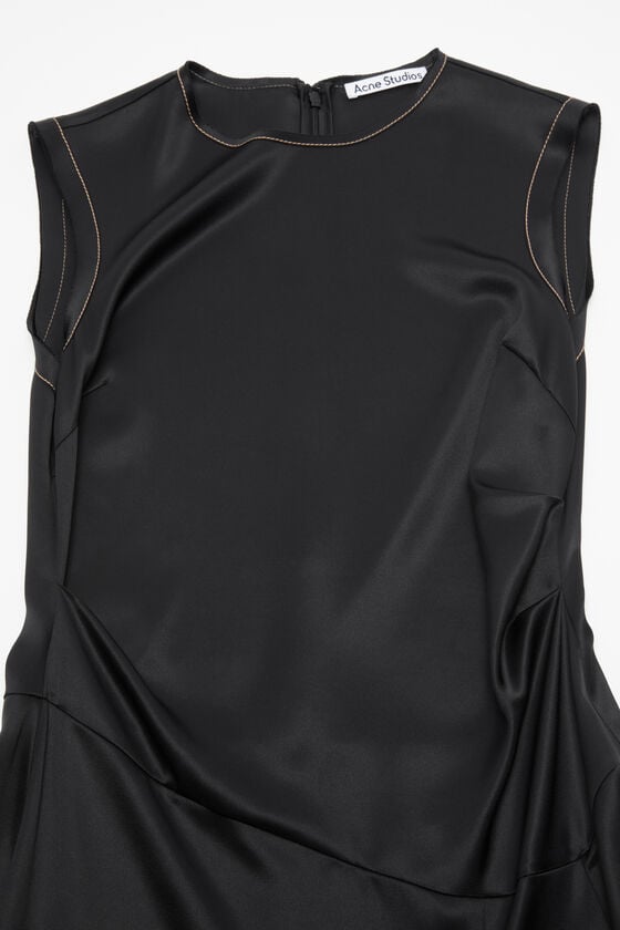 Acne Studios Ärmelloses Kleid aus Satin 50% Rabatt für begrenzte Zeit
