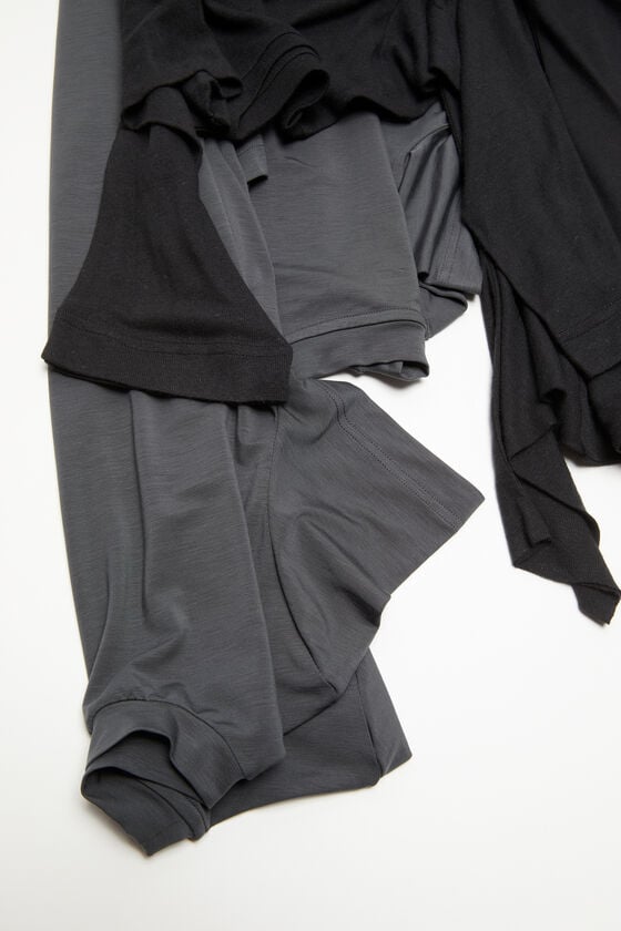 Acne Studios Lagenrock Laufsteg-Show Sonderangebot