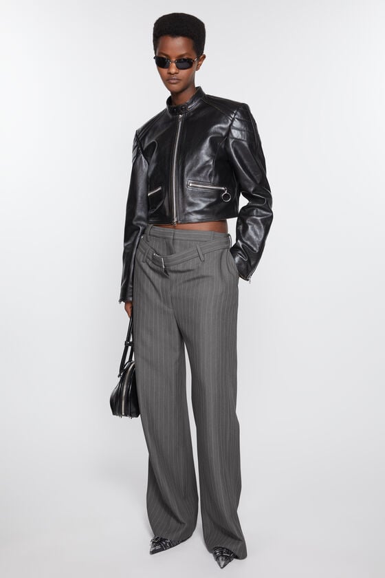 Acne Studios Dekonstruierte Nadelstreifenhose Saisonale Angebote