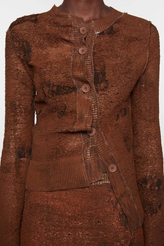 Acne Studios Strickjacke mit asymmetrischer Knopfleiste Laufsteg-Show Großer Ausverkauf