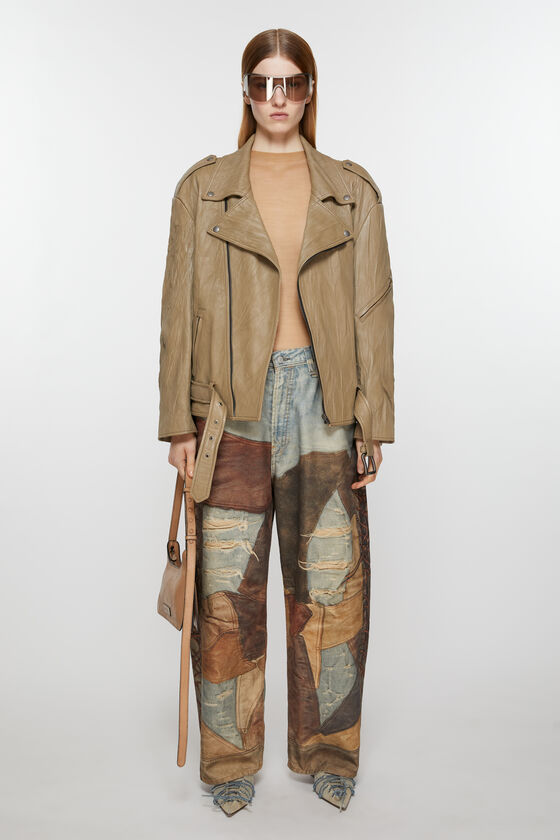Acne Studios Bikerjacke aus zerknittertem Leder Im Verkauf
