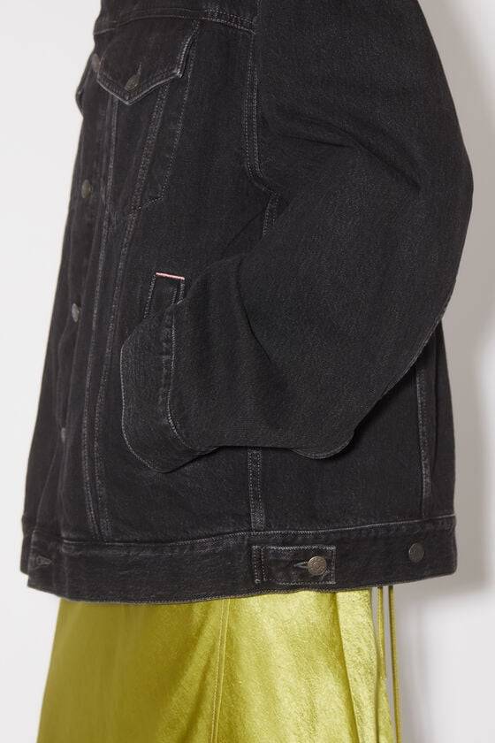 Acne Studios Denimjacke in Oversized Unisex-Passform Meist gekauft