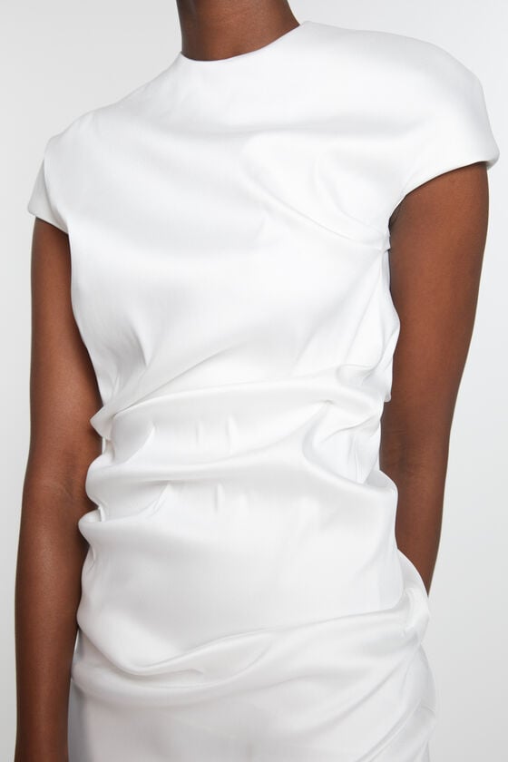 Acne Studios Draped t-shirt dress Laufsteg-Show Valentinstagsangebot