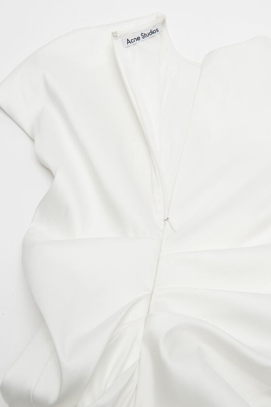 Acne Studios Draped t-shirt dress Laufsteg-Show Valentinstagsangebot
