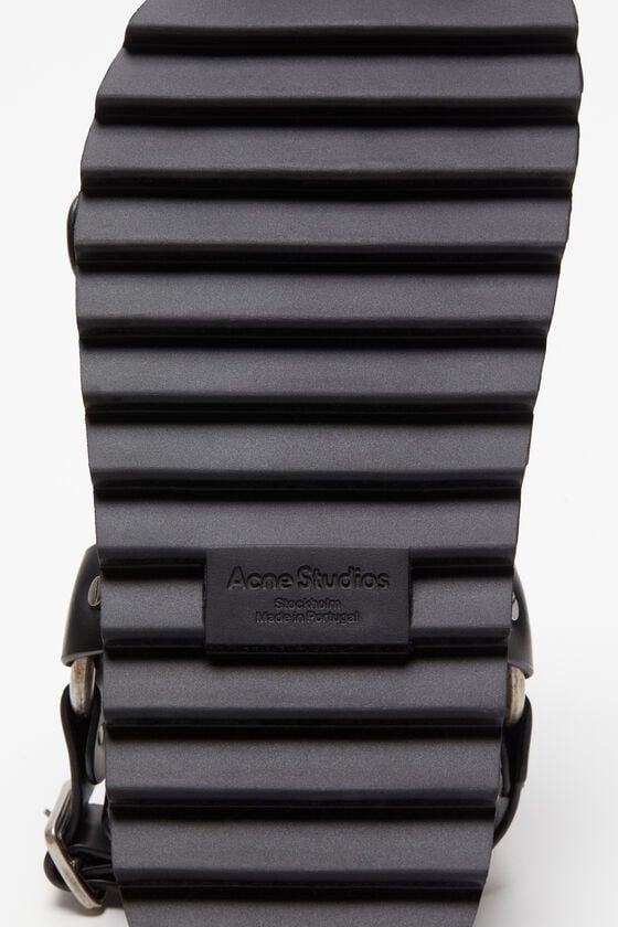 Acne Studios Sandalen mit Lederschnalle Begrenzt auf 3 Tage