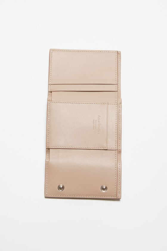 Acne Studios Dreifach-Geldbörse aus Leder Blitzverkäufe