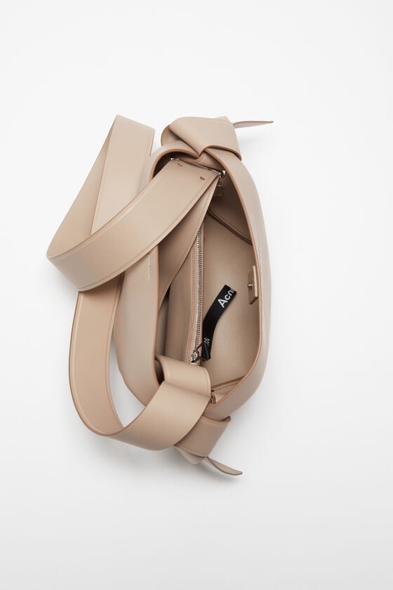 Acne Studios Musubi Mini Schultertasche Sonderangebot