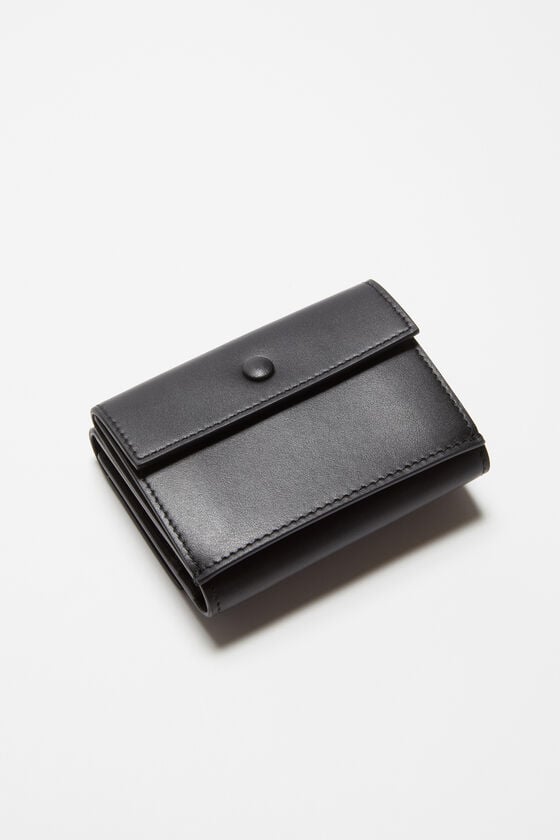 Acne Studios Dreifach-Geldbörse aus Leder Cyber Monday