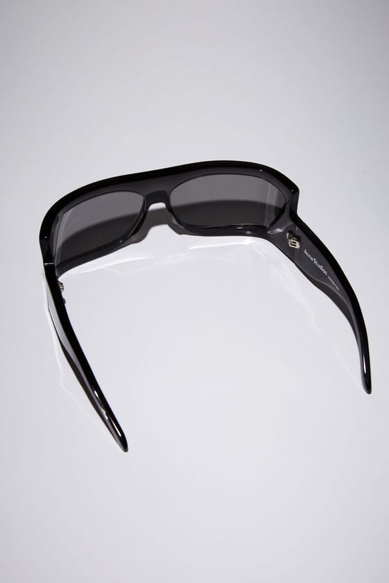 Acne Studios Sonnenbrille Top Angebot