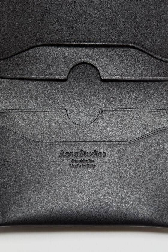 Acne Studios Gefaltete Lederbrieftasche JETZT KAUFEN