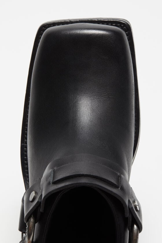Acne Studios Mules aus Leder mit Schnalle Bis zu 50% Rabatt