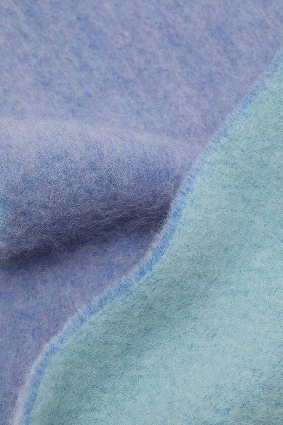 Acne Studios Fransen-Schal mit Logo Nur noch ein Tag übrig