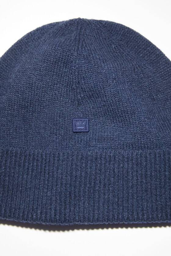 Acne Studios Beanie mit Micro-Face-Aufnäher Super Rabatt
