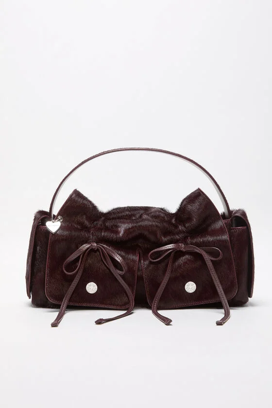 Acne Studios Multipocket furry leather bag Laufsteg-Show Rabatte dieses Monats