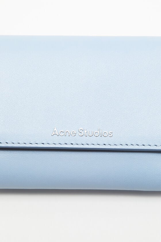 Acne Studios Dreifach-Geldbörse aus Leder Online