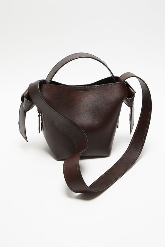 Acne Studios Musubi Mini Schultertasche Preisnachlass
