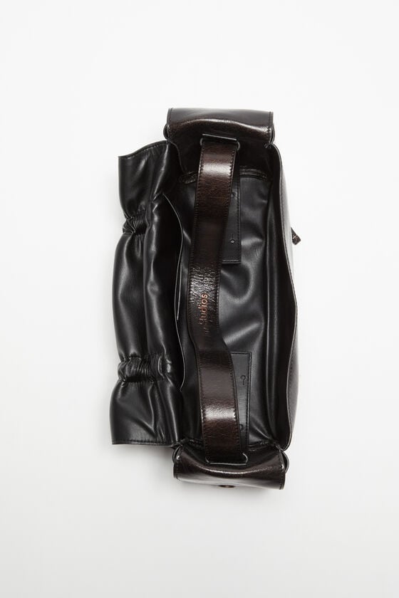 Acne Studios Tasche mit mehreren Taschen Runway Show Cyber Monday