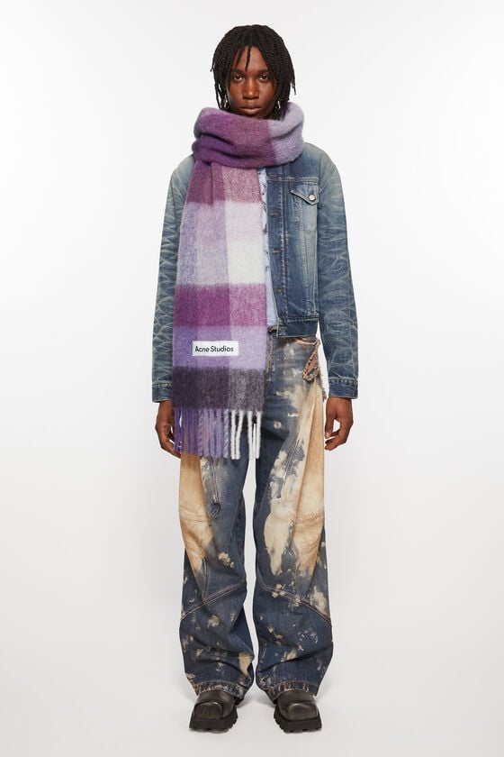 Acne Studios Karierter Schal aus Mohair Exklusive Angebote