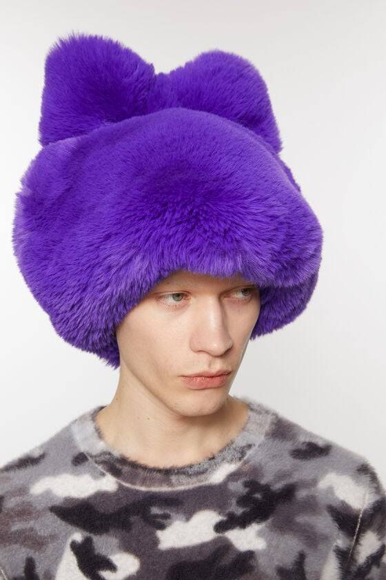 Acne Studios Flauschige Mütze mit Schleife Blitzangebot