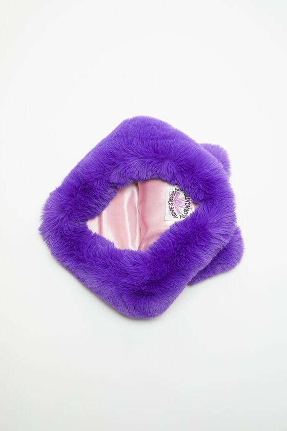 Acne Studios Flauschige Mütze mit Schleife Blitzangebot