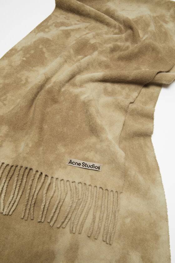 Acne Studios Schmaler Wollschal in Batik-Optik Sonderangebote