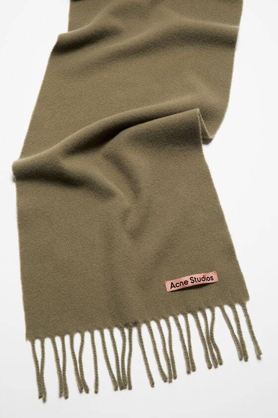 Acne Studios Schmaler Fransen-Schal aus Wolle Riesige Ersparnisse