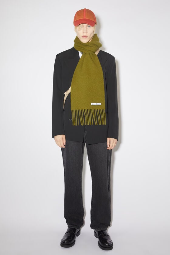 Acne Studios Fransen-Schal aus Wolle Bis zu 60% Rabatt
