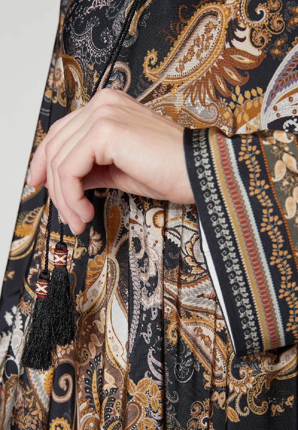 Ana Alcazar Empirekleid Hibora Tiefpreis