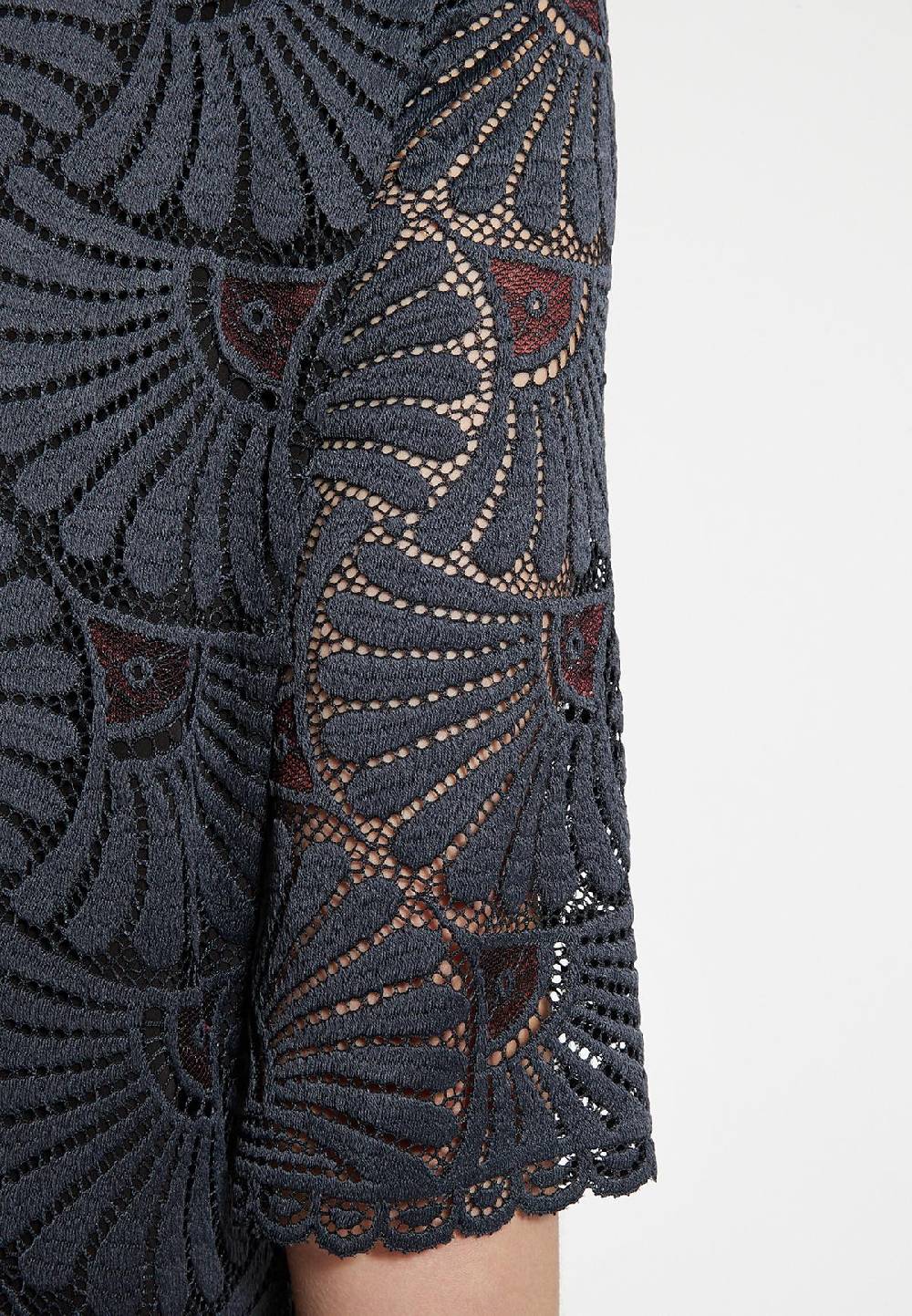 Ana Alcazar Kurzarmkleid Baflea 50% Rabatt für begrenzte Zeit