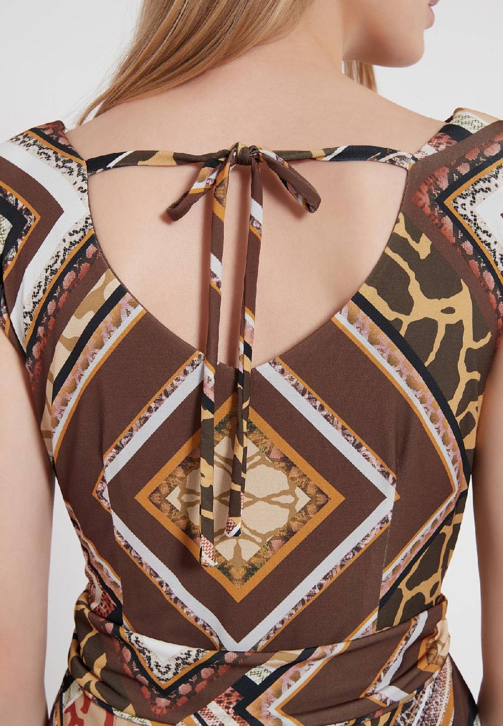 Ana Alcazar Gürtel Kleid Zinos Letzte 3 Tage