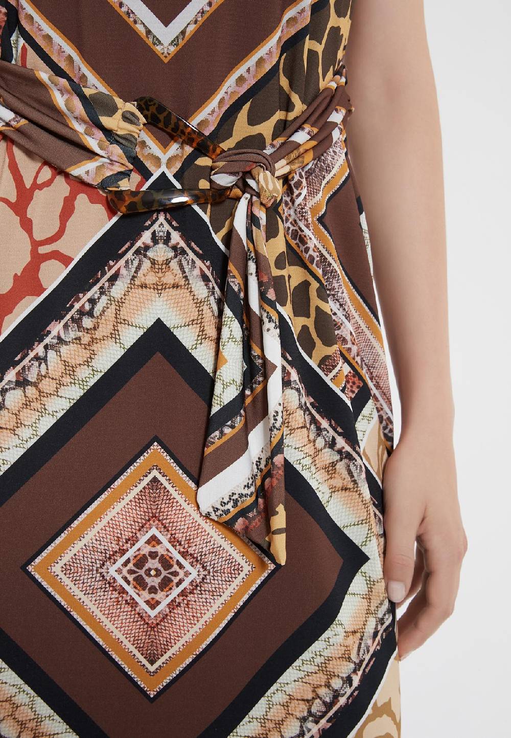 Ana Alcazar Gürtel Kleid Zinos Letzte 3 Tage