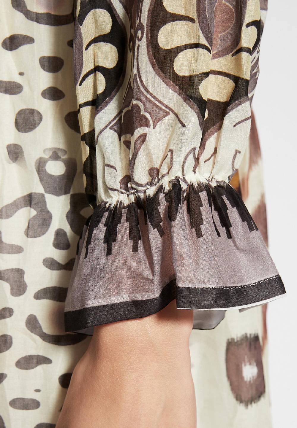 Ana Alcazar Empirekleid Farosi Neueste Stile
