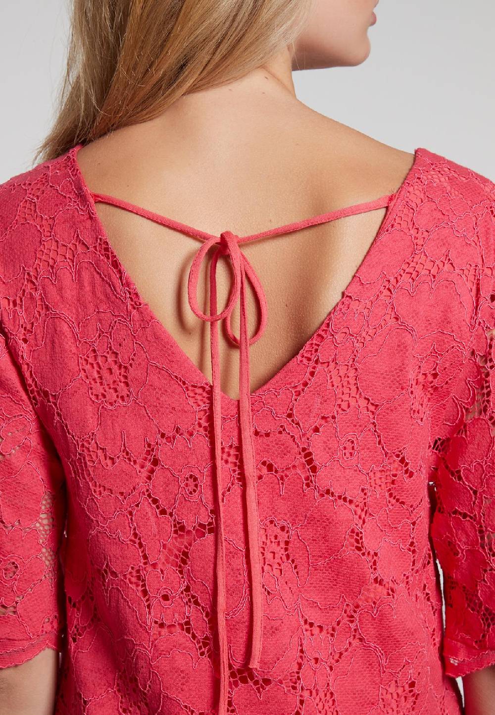 Ana Alcazar Spitzenkleid Gionna Letzter Tag