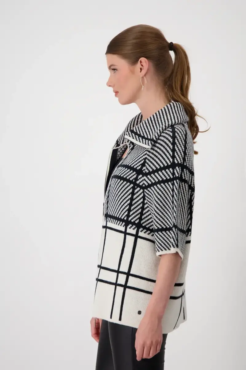 Monari Strickcape Karo Speichern exportieren