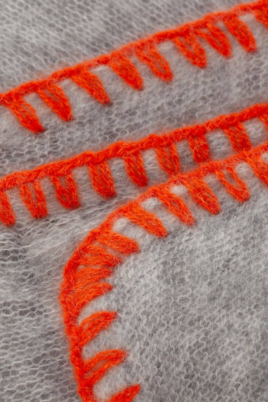 Mouleta Cashmere Schal | Colored Embroidery Border Online