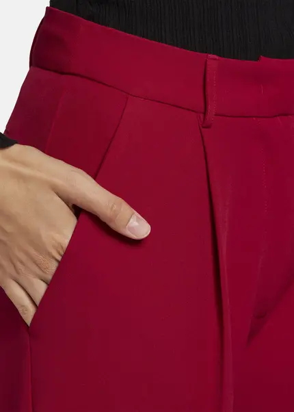 Nicowa Wide Leg Twill Pants - VINIWIA in REDarticle number NC9A24002014E-014 Verkauf