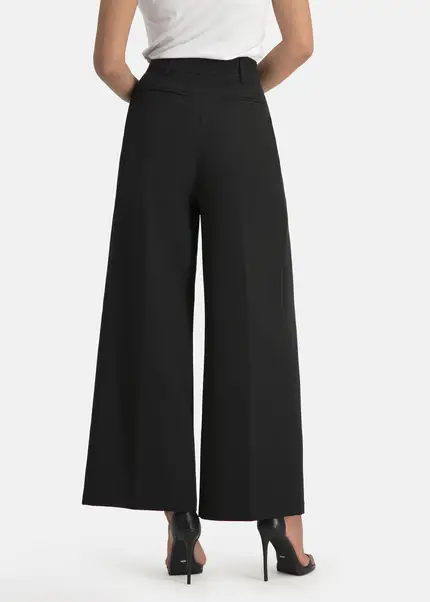 Nicowa Plain pleated trousers - RONICA in BLACKarticle number NC7A12038019E-002 JETZT KAUFEN