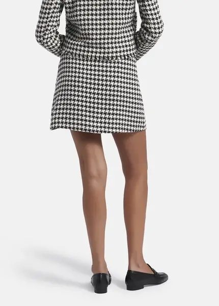Nicowa Simple mini skirt made of bouclé LANITO in BLACK MULTICOLORarticle number NC8A22502019E-002 Letzter Tag