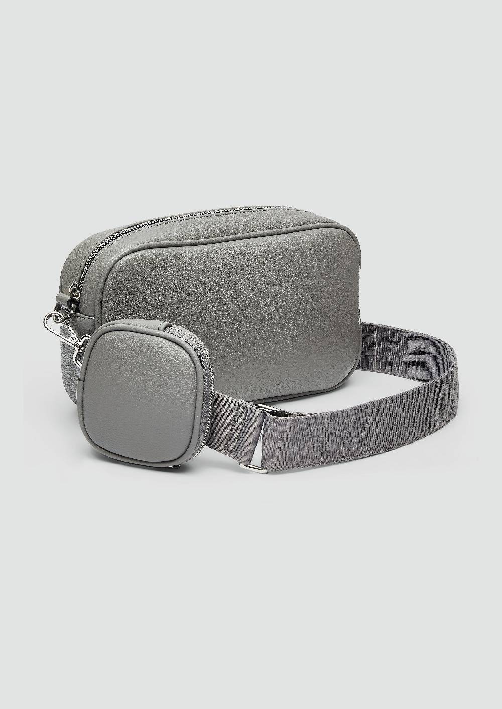 s.Oliver Camera-Bag aus Lederimitat Verkauf