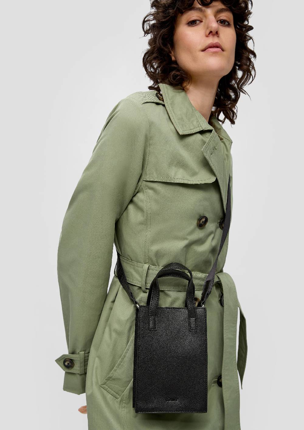 s.Oliver Crossbody Bag mit längenverstellbarem Schultergurt Kostenloser Versand