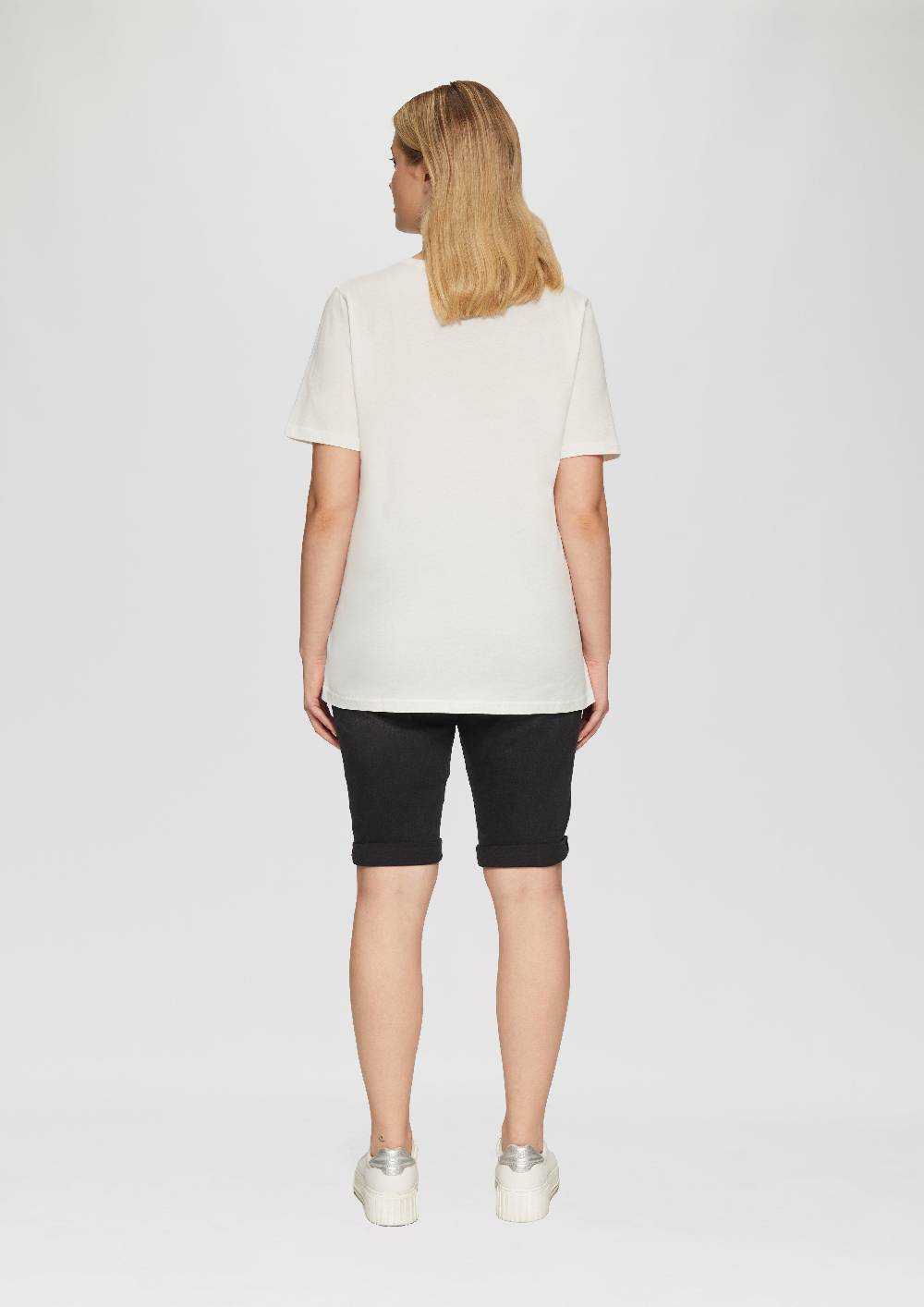 s.Oliver T-Shirt mit Stickerei-Artwork Tägliche Deals