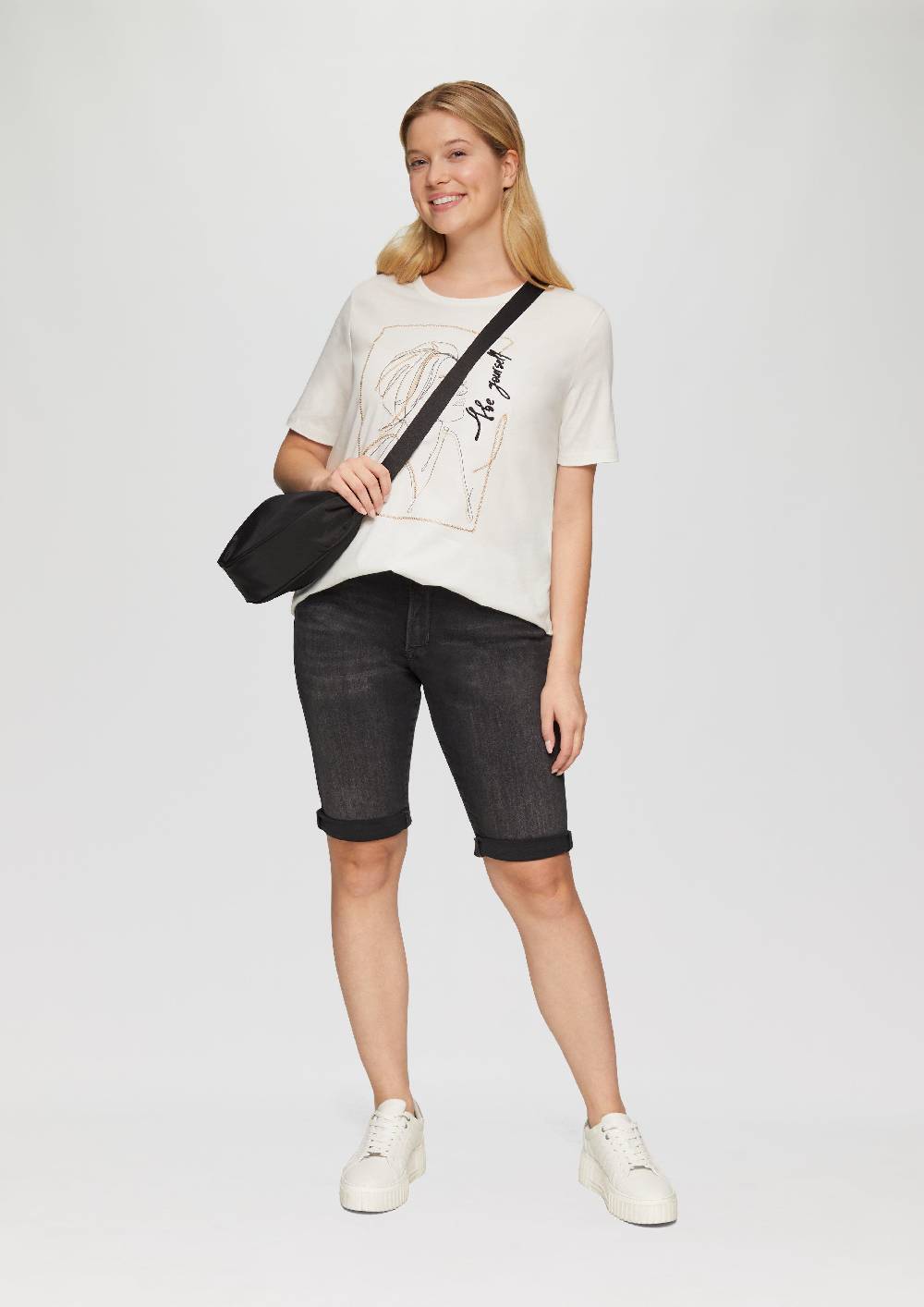 s.Oliver T-Shirt mit Stickerei-Artwork Tägliche Deals