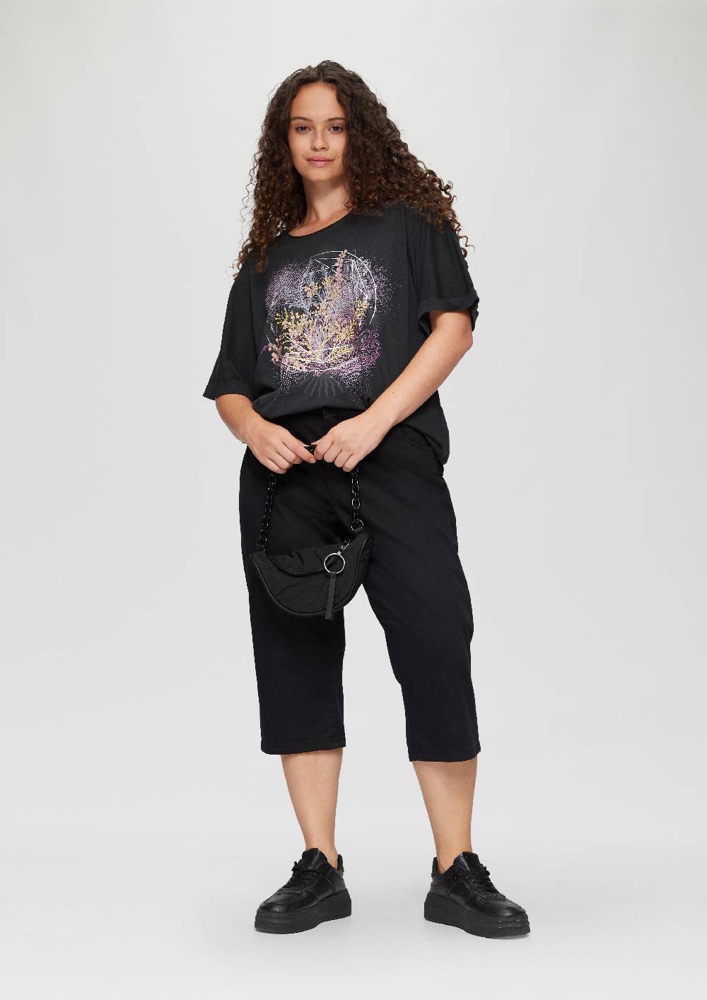 s.Oliver Oversize-Shirt mit Rundhalsausschnitt und Frontprint Riesige Rabatte
