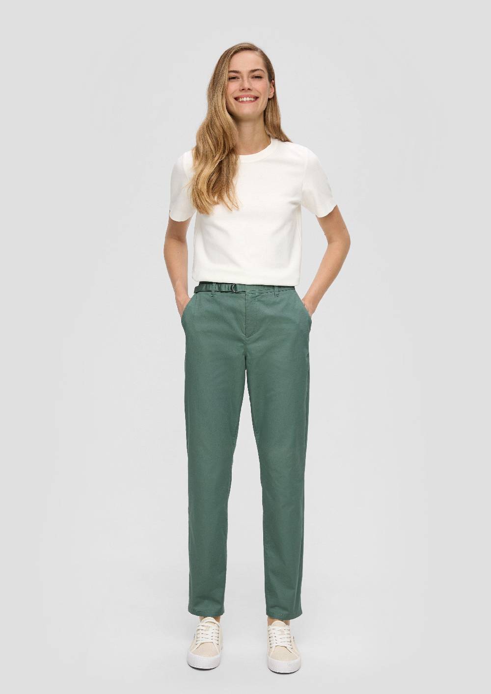 s.Oliver Chino mit Gürtel aus Baumwollstretch Begrenztes Angebot