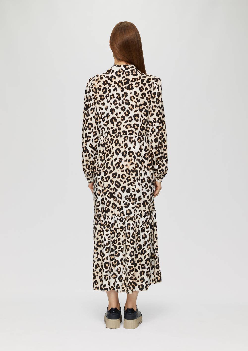s.Oliver Langes Viskosekleid mit Leo-Muster und Volants Cyber Monday