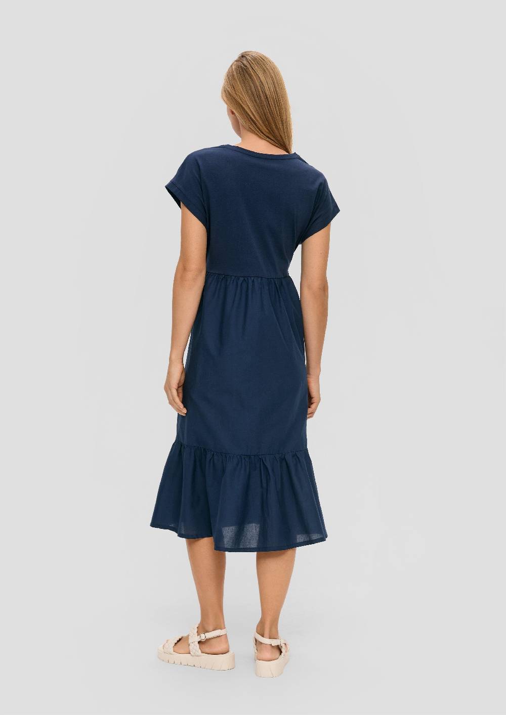 s.Oliver Luftiges Baumwollkleid im Fabricmix und Relaxed Fit Osterangebot